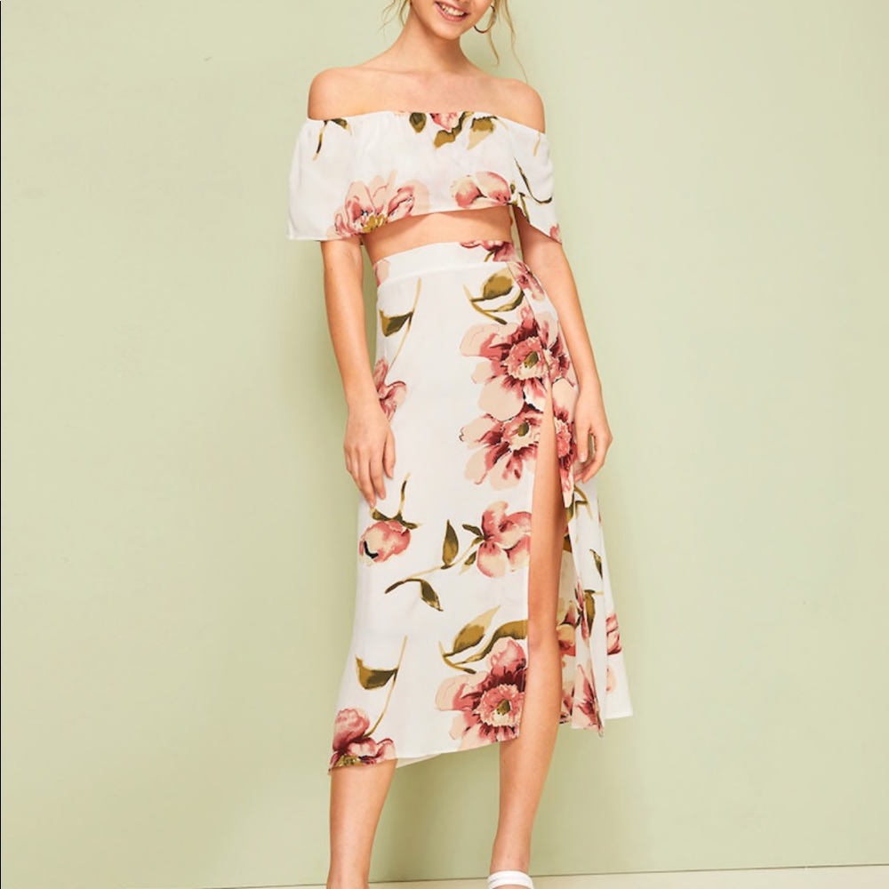 New cute floral two piece set